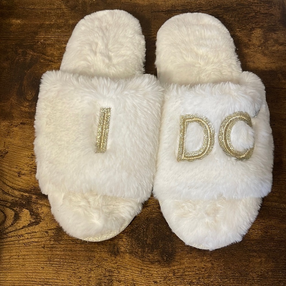 Dearfoams “I Do” Slippers